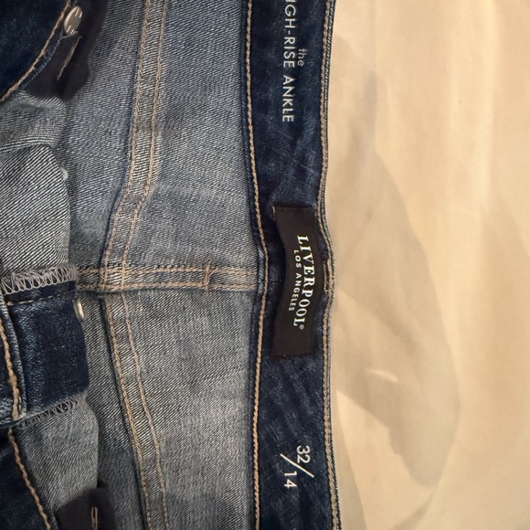 Button Liverpool jeans - Picture 3 of 5